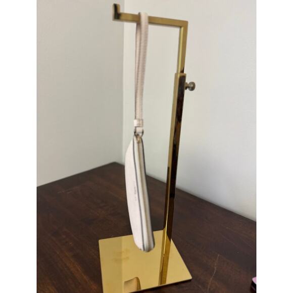 Coach Corner Zip Waller Gold/Chalk (off white/cream) EUC - Picture 5 of 8